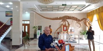 Tenke Trata Joven Ba Rai Liur Ho Dignidade