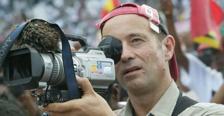 Heroi Sei Moris Nafatin, Max Stahl Nia Isin Mak Mate