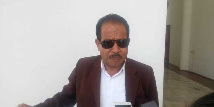 Haksolok Tinan Hitu Ona, Deskonfia Taka Naran Ba Roo Seluk