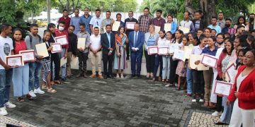 Mapkoms Atribui Sertifikadu Dalen Portugues Ba Jornalista