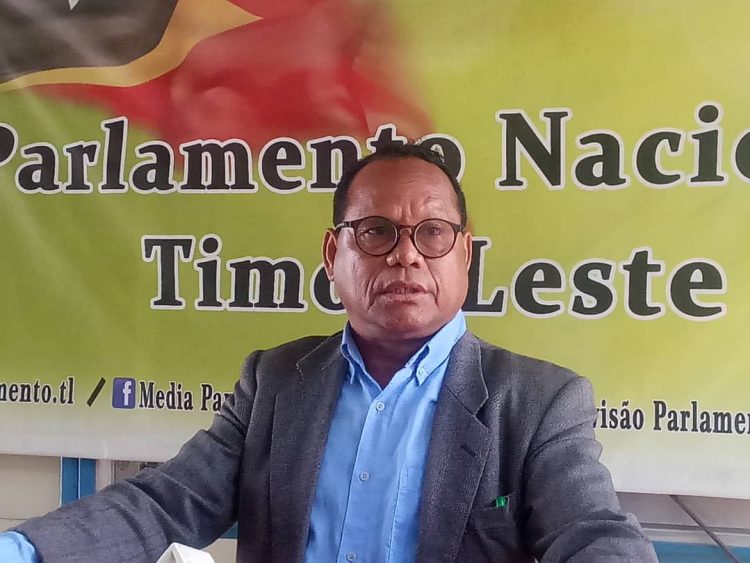 PN  Husu PR Labele Impede Servisu Instituisaun Seluk