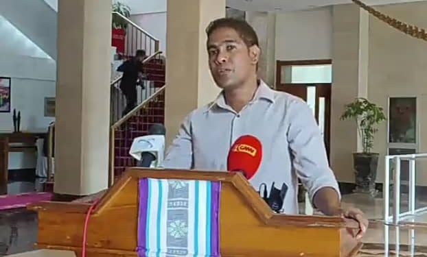 Diretor Klínika Bairru Pité Husu PR Horta Nia Tulun