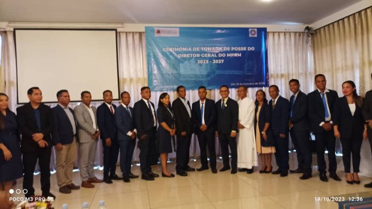 Evita Politizasaun Iha Servisu Administrasaun