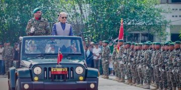 Tau Interese Nasaun Ás Liu,  Joven Tenke Aprende Husi Veteranu